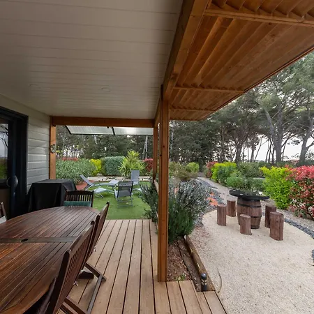 3 Avec Piscines Chauffees Et Acces A 9km - Fr-1-783-24 Chalet *