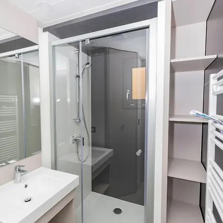 Alpesi faház 3 Avec Piscines Chauffees Et Acces A 9km - Fr-1-783-24 Pomérols